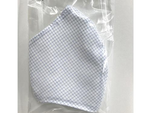 糟谷社長が経営する裁縫工場で製造した布製マスクを希望する会員に無料配布